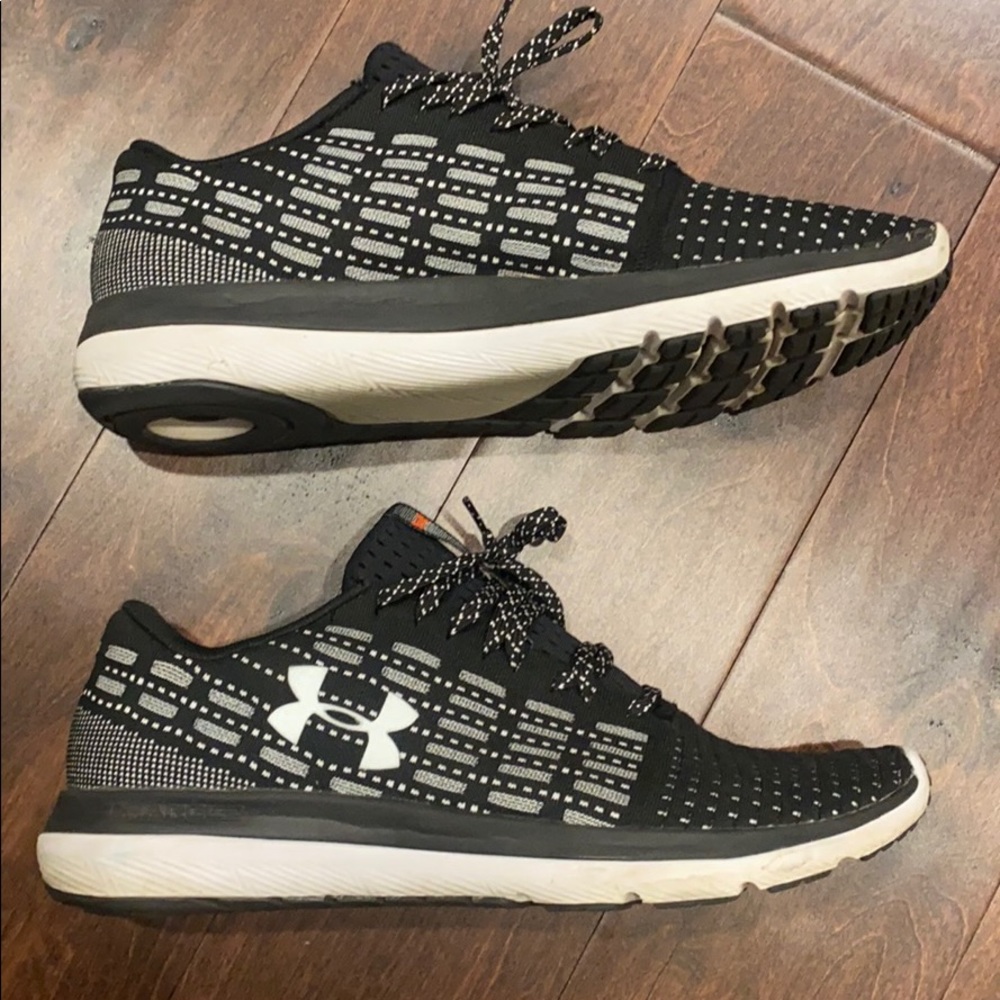 Under Armour Charged Shoes